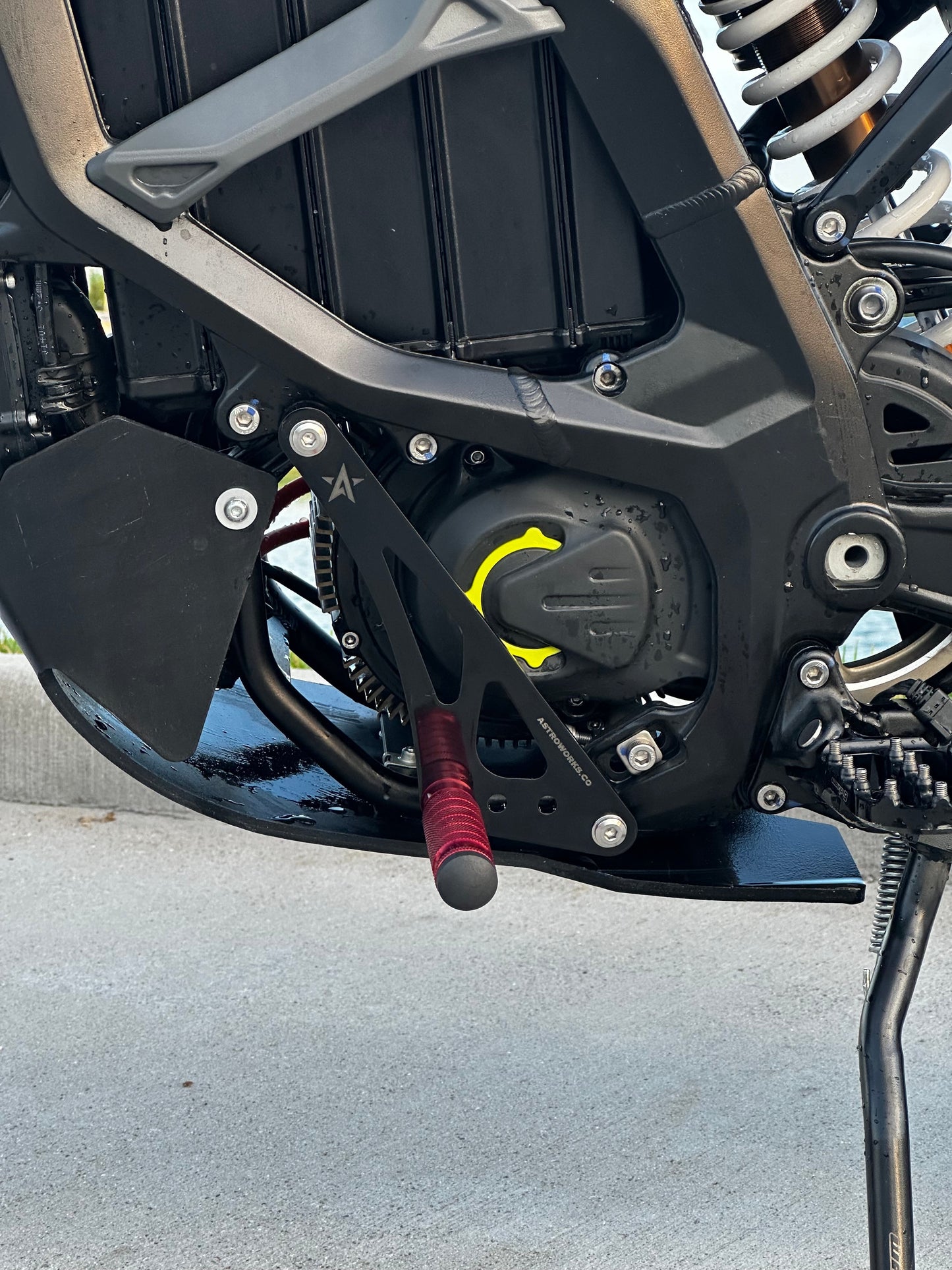 Surron Ultra Bee Shift Lock Astroworks Co