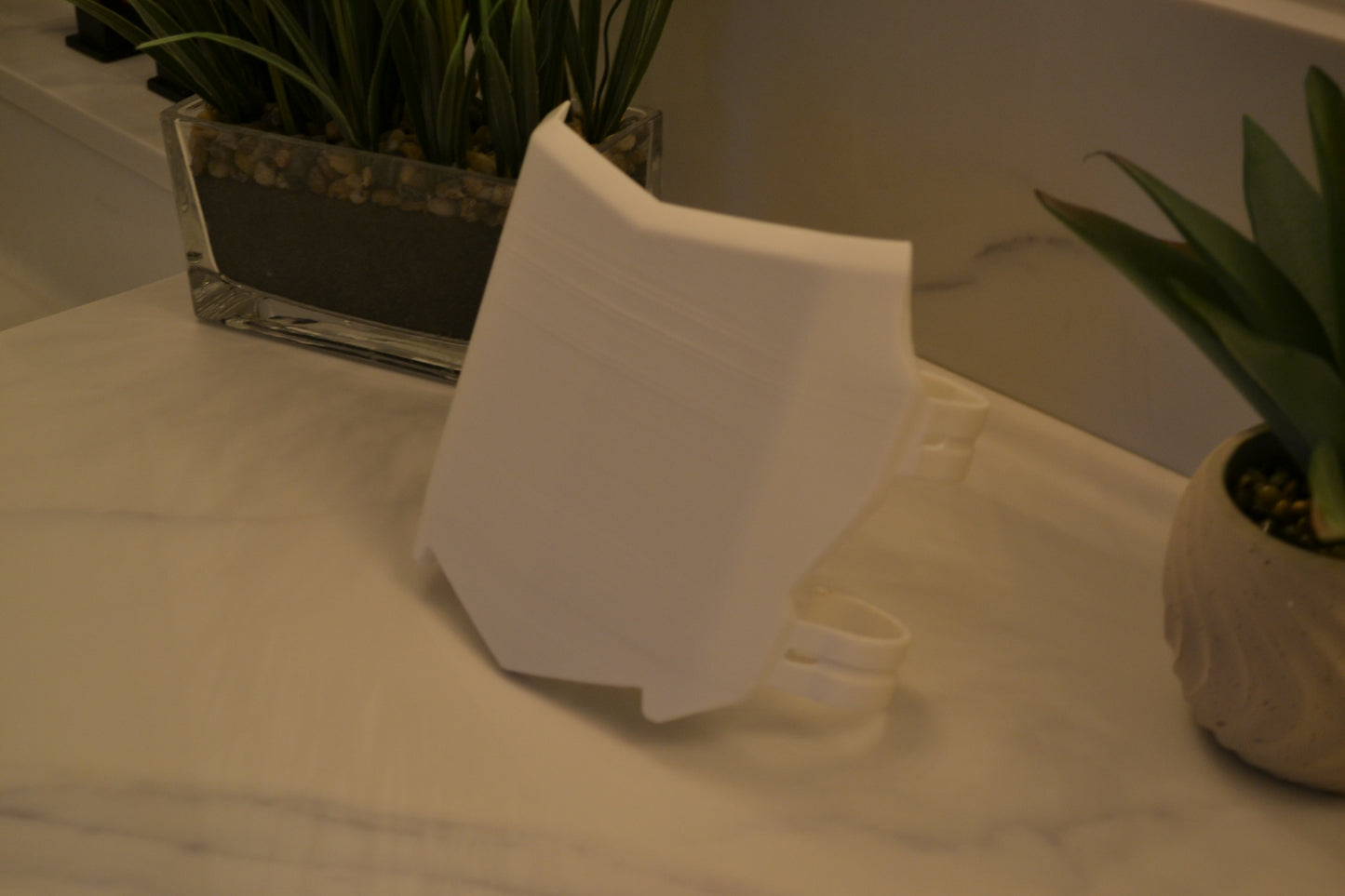 MotoCutz White Plate