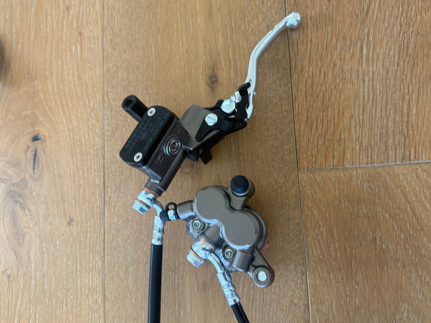 Ultra bee brake kit for talaria’s (Pre bled)